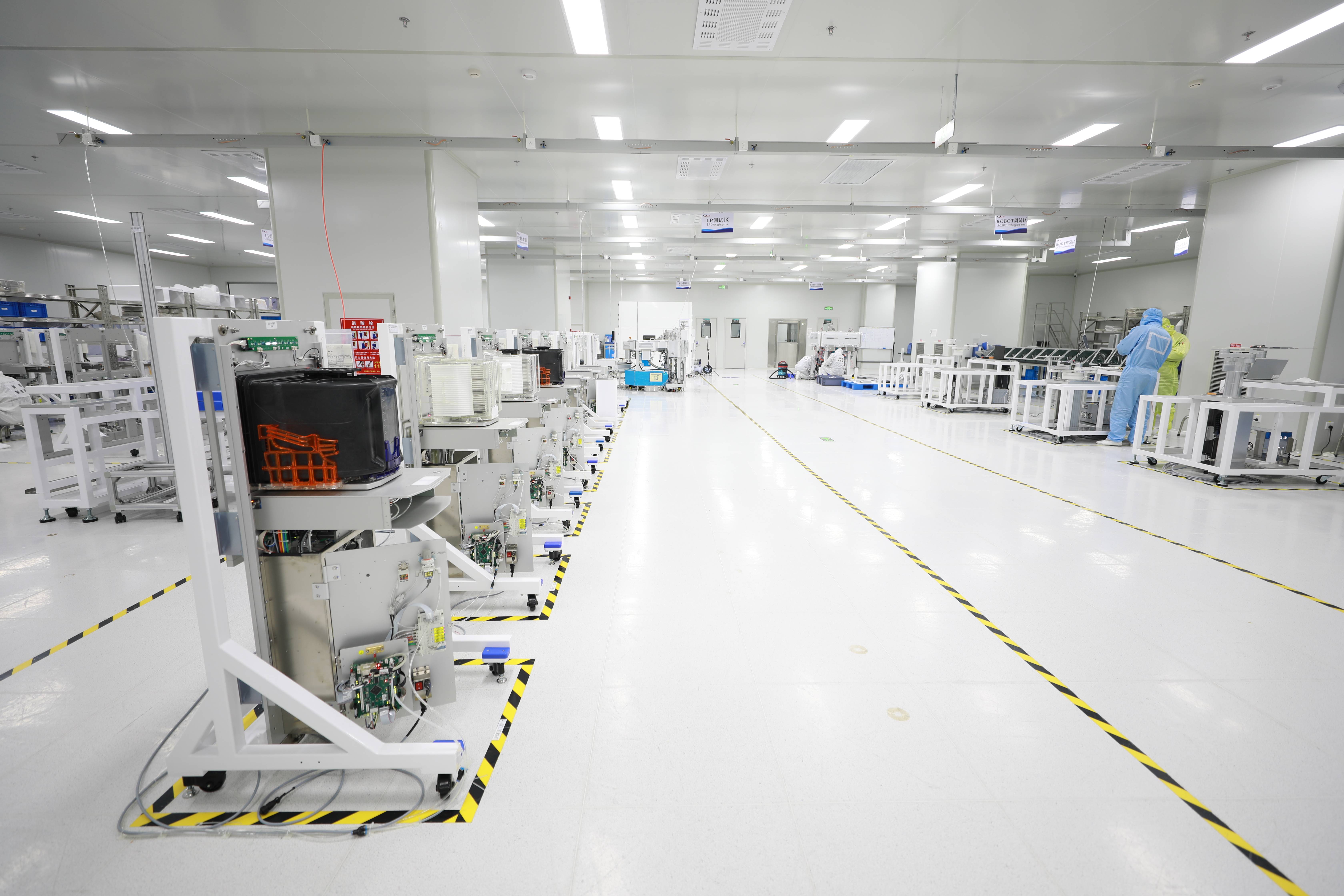 无锡富创得智能科技车间实景.jpg